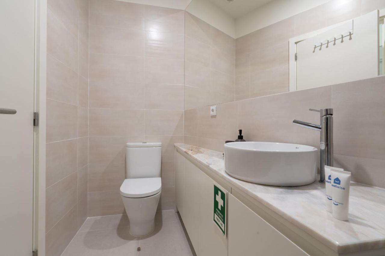 Host Wise - Enchanting Design Flat - Premium Location Porto Eksteriør billede